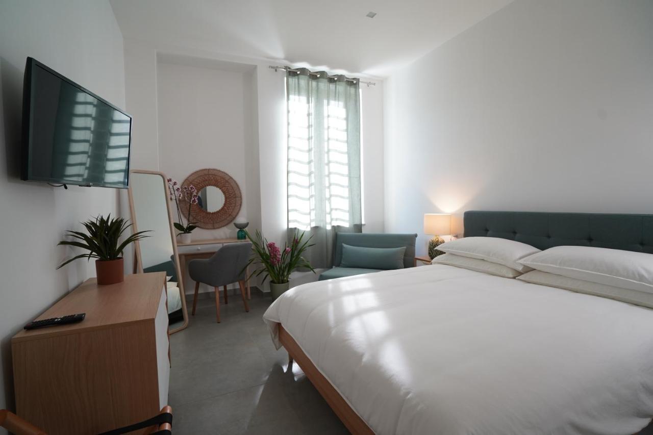 Cosmo 38 Luxury Apartments เนเปิลส์ ภายนอก รูปภาพ