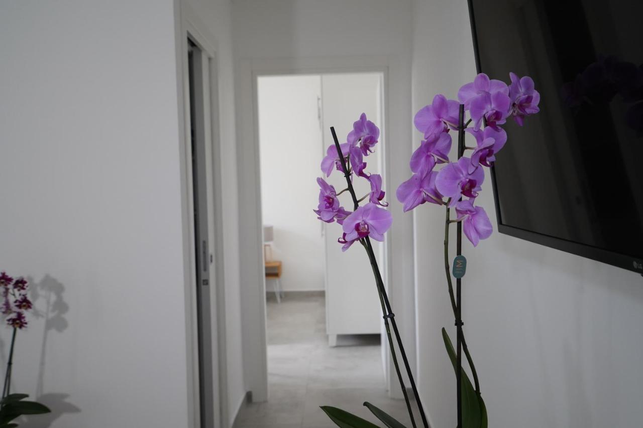 Cosmo 38 Luxury Apartments เนเปิลส์ ภายนอก รูปภาพ